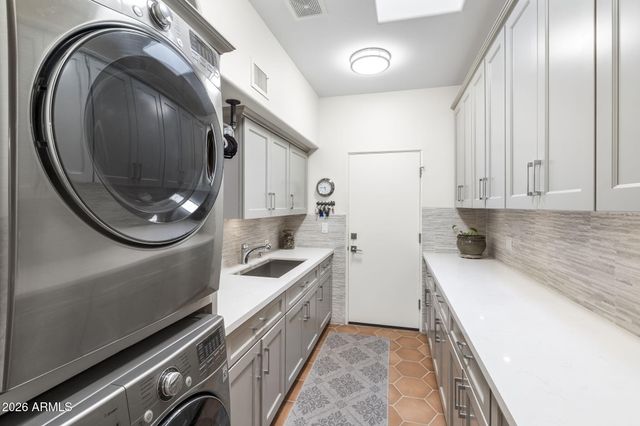 6337 E WINDSTONE Trail, Cave Creek, AZ 85331