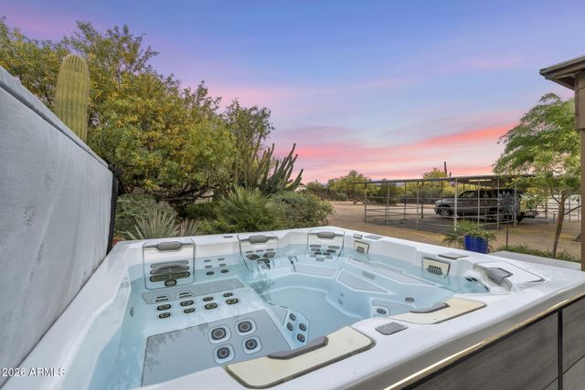 6337 E WINDSTONE Trail, Cave Creek, AZ 85331