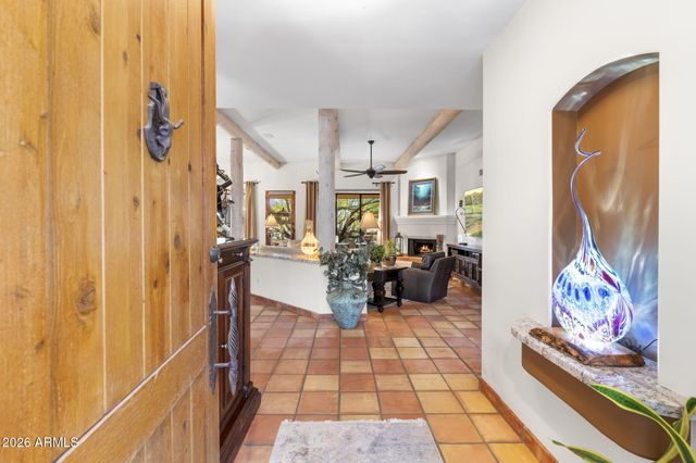 6337 E WINDSTONE Trail, Cave Creek, AZ 85331