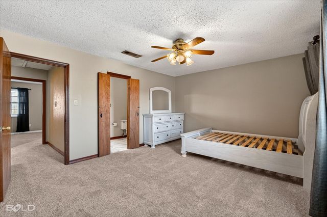 9993 Smugglers Cove Lane, Shreveport, LA 71115