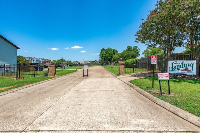 9993 Smugglers Cove Lane, Shreveport, LA 71115