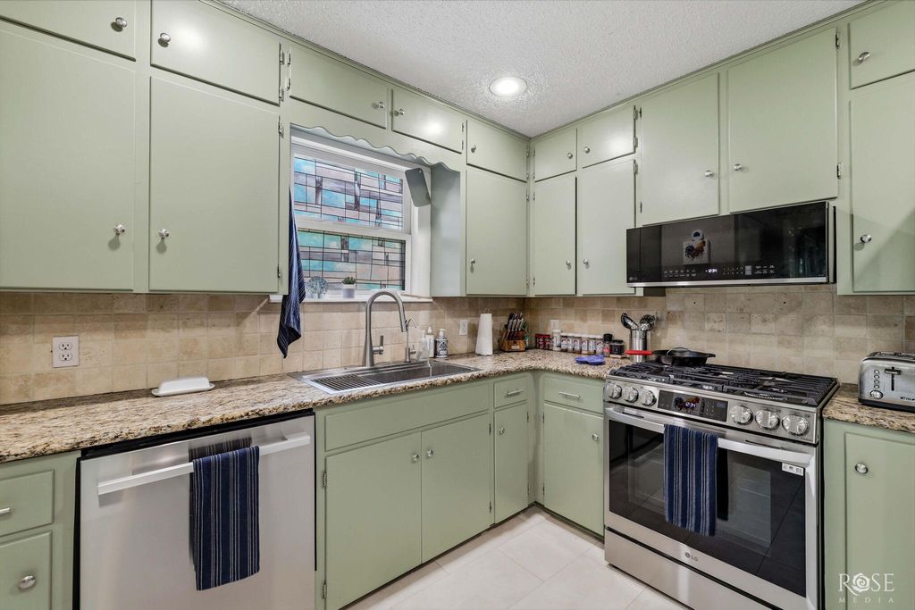 Image 19 of property listing at 2209 Waco Street, San Angelo, TX 76901