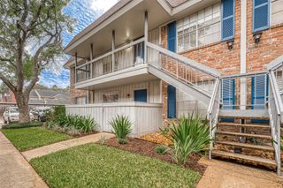 2350 Bering Drive 122, Houston, TX 77057