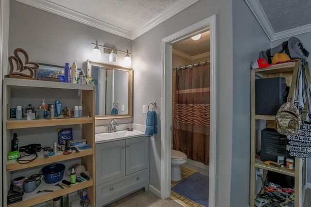 1195 Indian Way NW, Lilburn, GA 30047