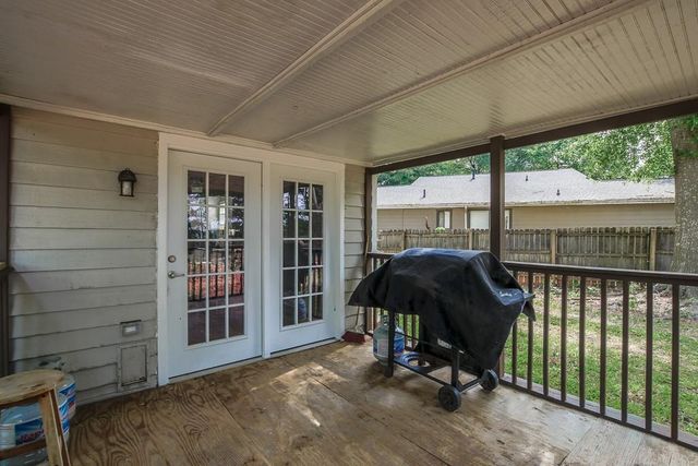 1195 Indian Way NW, Lilburn, GA 30047