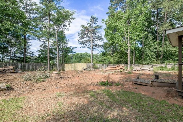 1195 Indian Way NW, Lilburn, GA 30047