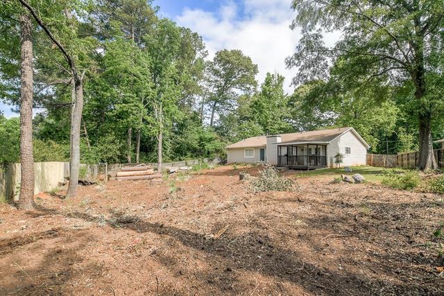 1195 Indian Way NW, Lilburn, GA 30047
