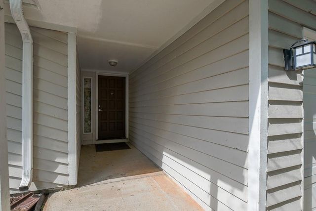 1195 Indian Way NW, Lilburn, GA 30047