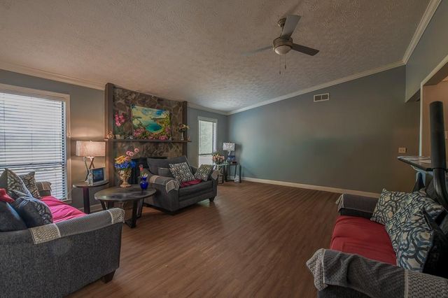1195 Indian Way NW, Lilburn, GA 30047