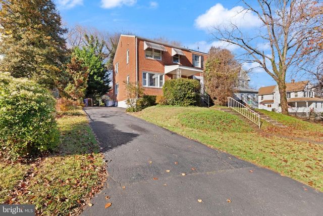 6822 EVERALL AVE, Baltimore, MD 21206