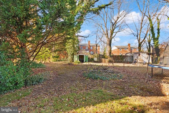 6822 EVERALL AVE, Baltimore, MD 21206