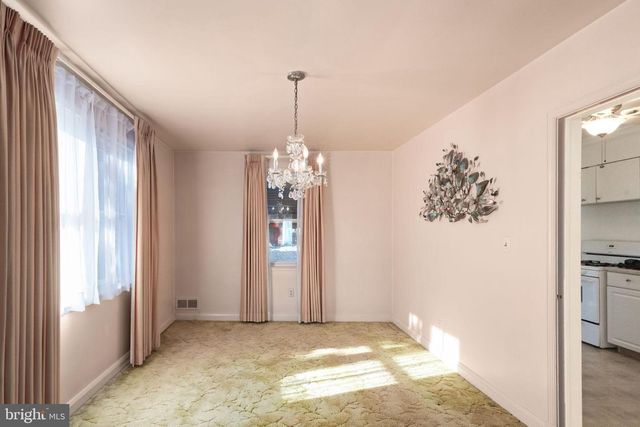 6822 EVERALL AVE, Baltimore, MD 21206