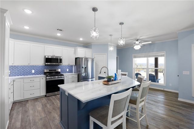 1118 Private Rd 2648, Lamar, AR 72846