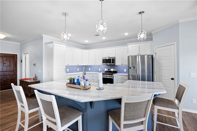 1118 Private Rd 2648, Lamar, AR 72846