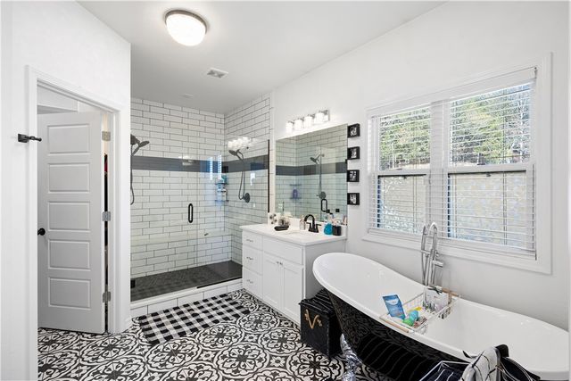 1118 Private Rd 2648, Lamar, AR 72846