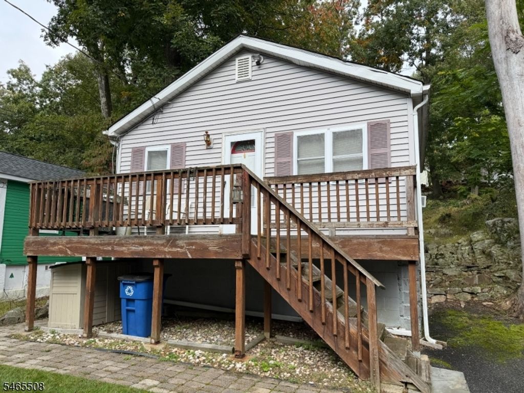 6 Jefferson Trl, Hopatcong Boro, NJ 07843 — exterior