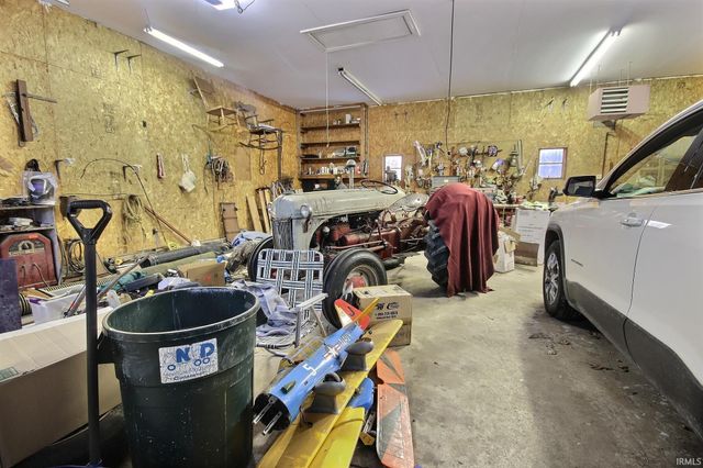 1780 S 11th Street, Albion, IN 46701