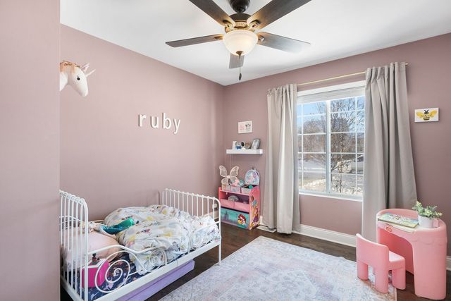 1590 Fairport Drive, Grayslake, IL 60030