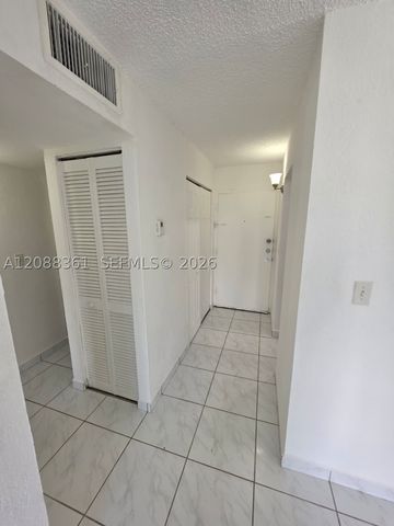 4550 NW 9th St 605E, Miami, FL 33126