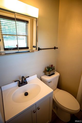 57616 County Road 13 Road, Elkhart, IN 46516