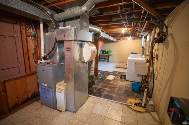57616 County Road 13 Road, Elkhart, IN 46516