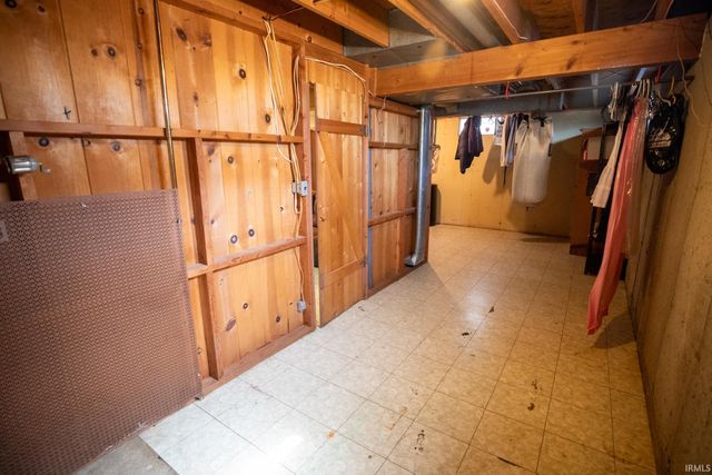 57616 County Road 13 Road, Elkhart, IN 46516