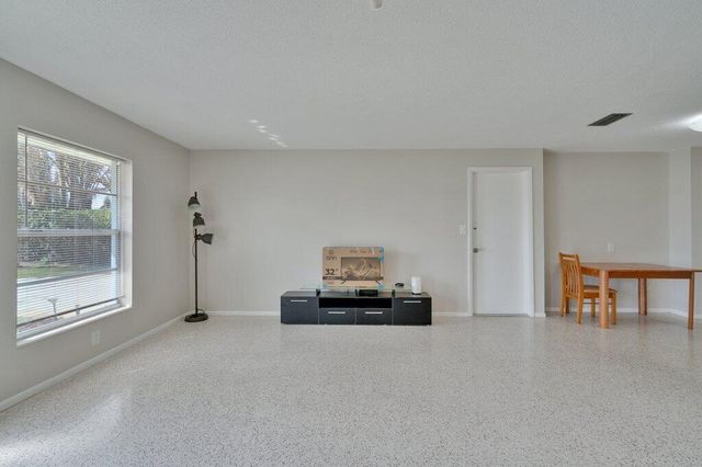 1385 NE Hilltop Street, Jensen Beach, FL 34957