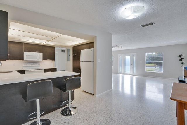 1385 NE Hilltop Street, Jensen Beach, FL 34957