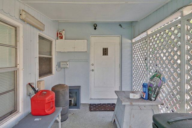 1385 NE Hilltop Street, Jensen Beach, FL 34957