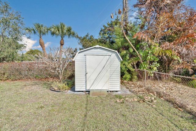 1385 NE Hilltop Street, Jensen Beach, FL 34957