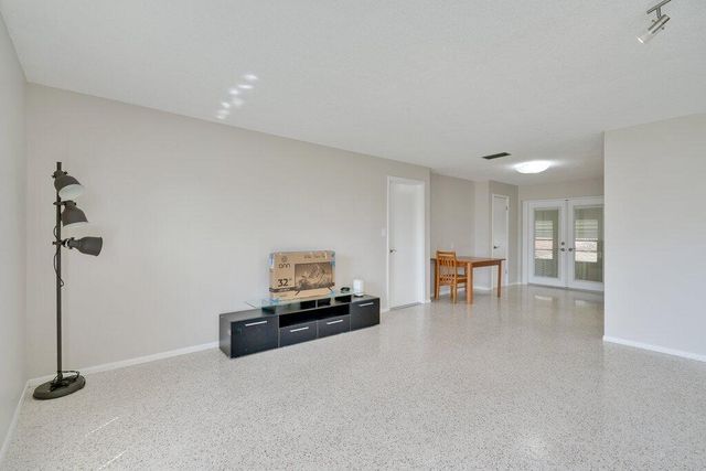 1385 NE Hilltop Street, Jensen Beach, FL 34957