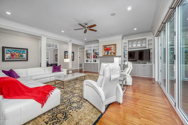 1125 Barclay Manor Way, Raleigh, NC 27614