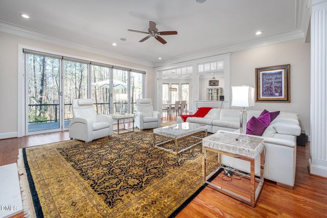 1125 Barclay Manor Way, Raleigh, NC 27614