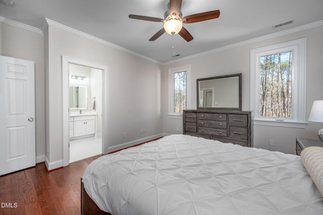 1125 Barclay Manor Way, Raleigh, NC 27614