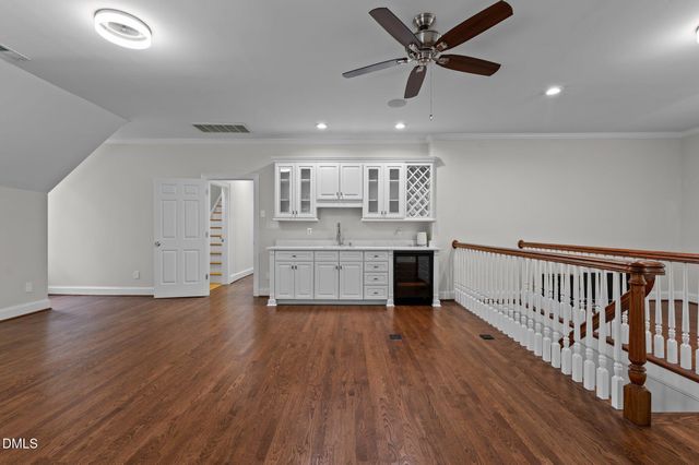 1125 Barclay Manor Way, Raleigh, NC 27614