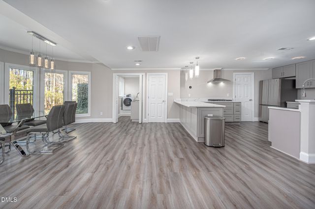 1125 Barclay Manor Way, Raleigh, NC 27614