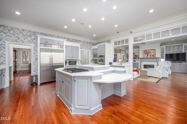 1125 Barclay Manor Way, Raleigh, NC 27614