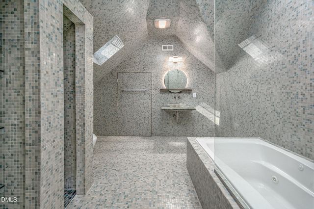 1125 Barclay Manor Way, Raleigh, NC 27614