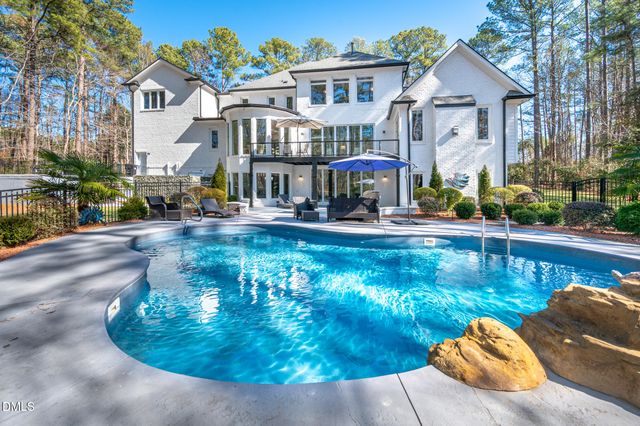 1125 Barclay Manor Way, Raleigh, NC 27614