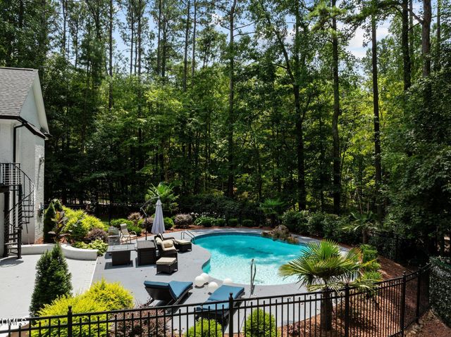 1125 Barclay Manor Way, Raleigh, NC 27614