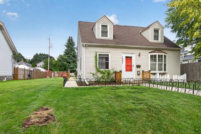 1641 S 81st STREET, Milwaukee, WI 53214