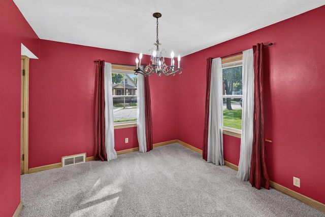 1641 S 81st STREET, Milwaukee, WI 53214