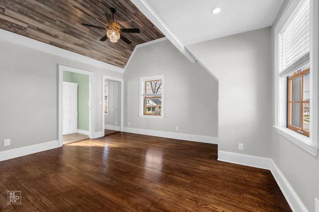 120 E Fremont Avenue, Elmhurst, IL 60126