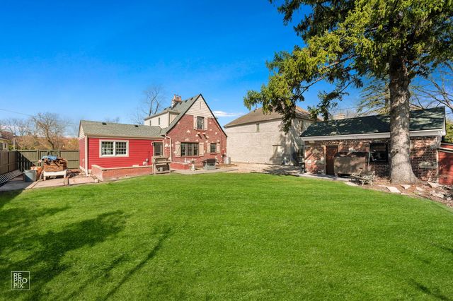 120 E Fremont Avenue, Elmhurst, IL 60126