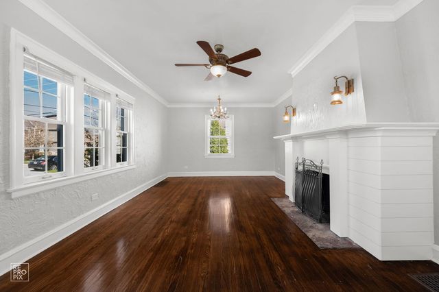 120 E Fremont Avenue, Elmhurst, IL 60126