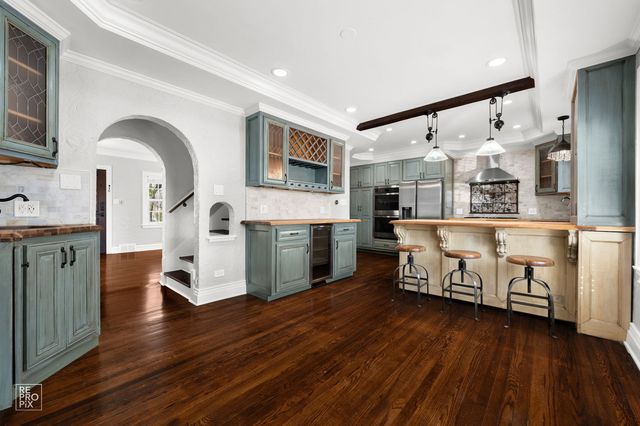 120 E Fremont Avenue, Elmhurst, IL 60126