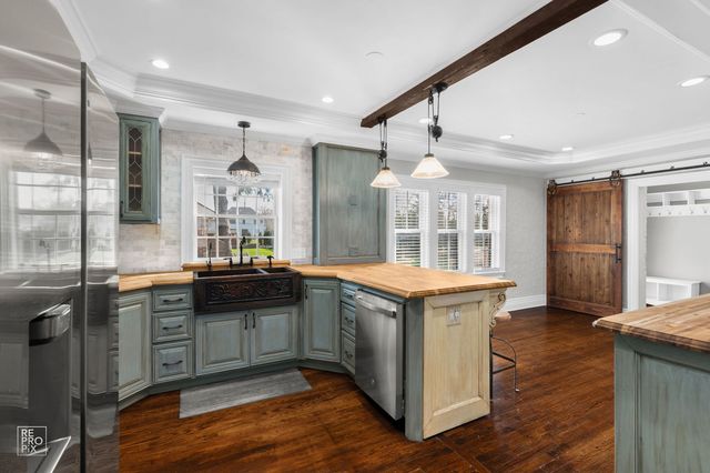 120 E Fremont Avenue, Elmhurst, IL 60126