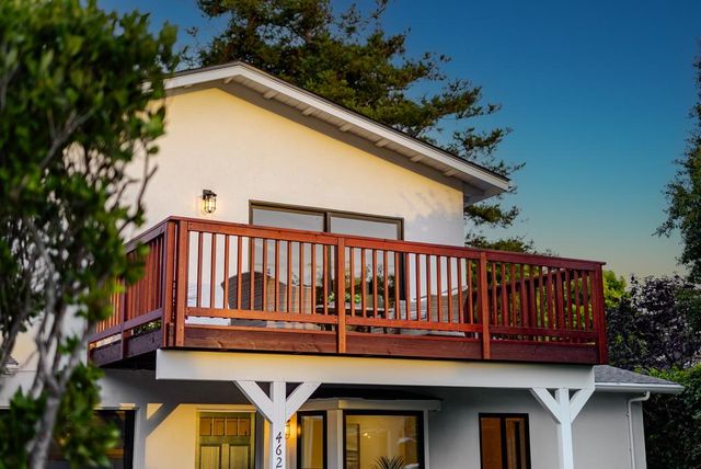 462 Hampstead Way, Santa Cruz, CA 95062
