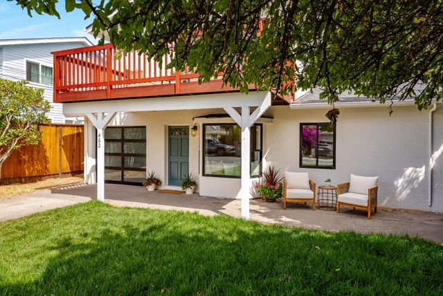 462 Hampstead Way, Santa Cruz, CA 95062