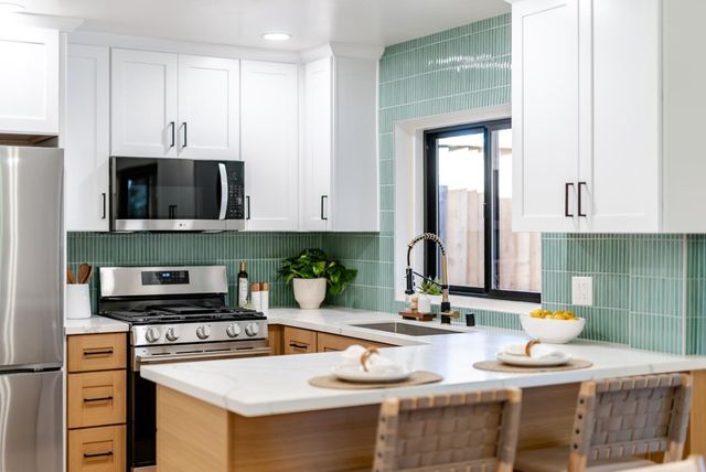 462 Hampstead Way, Santa Cruz, CA 95062
